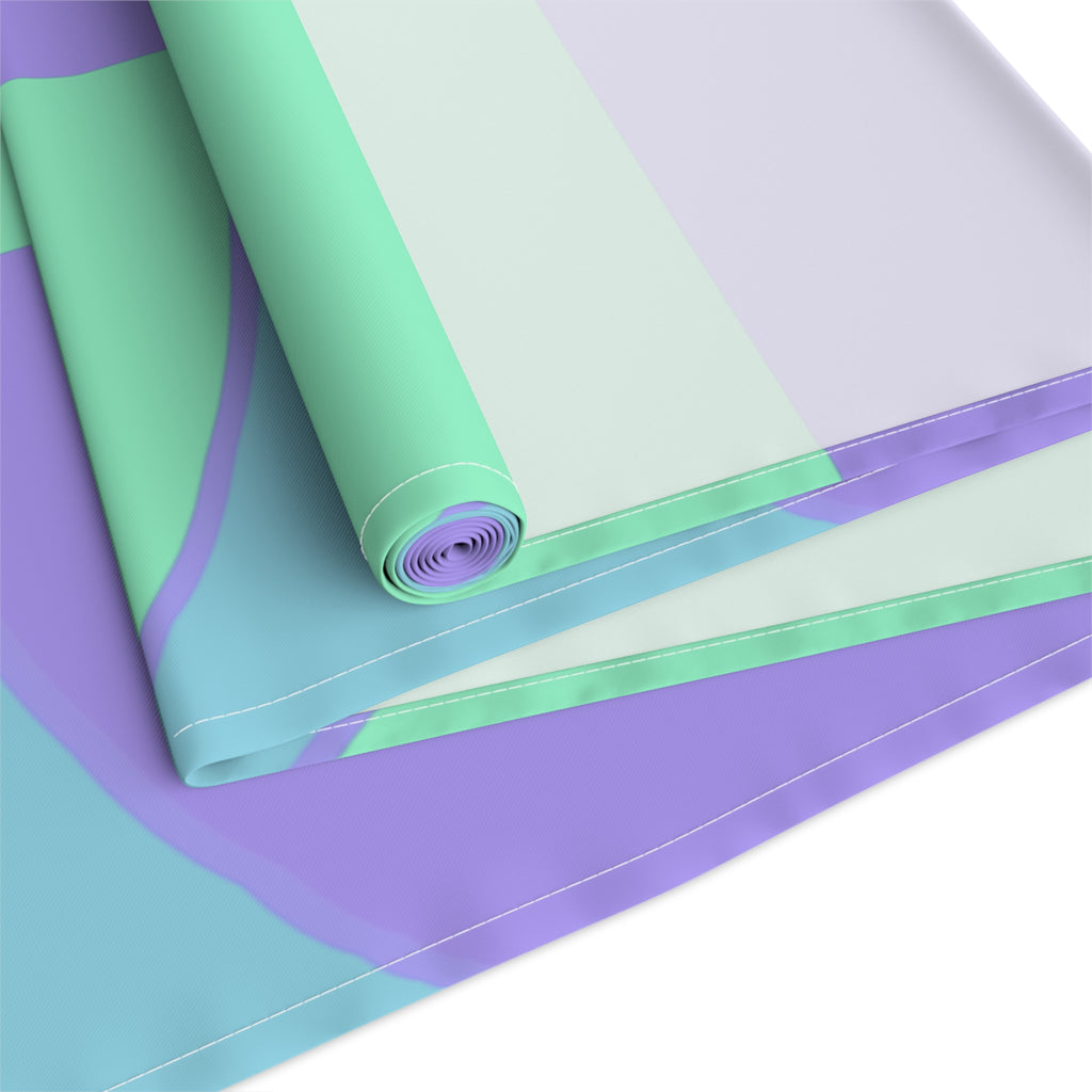 Geometric Pastel Table Runner — Mint & Lavender Circle Pattern
