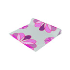 Pink Retro Floral Table Runner — Midcentury Flower Pattern Cotton-Poly Blend