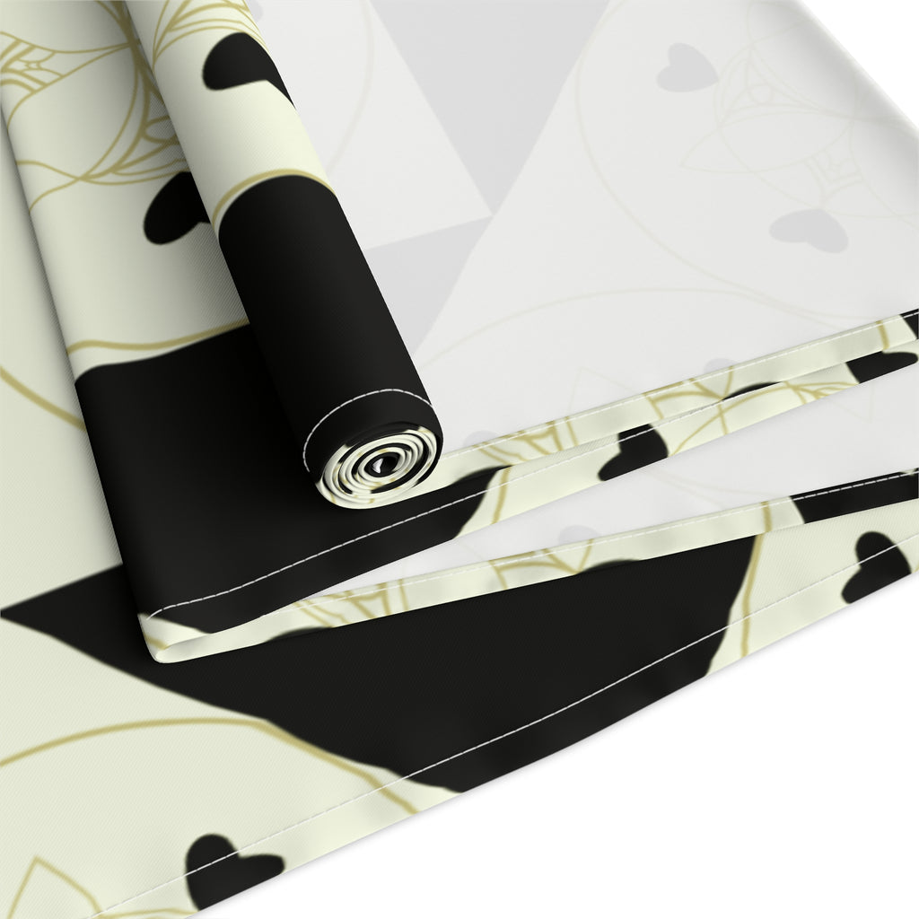 Geometric Heart Quilt Table Runner — Black & Cream Modern Farmhouse Decor