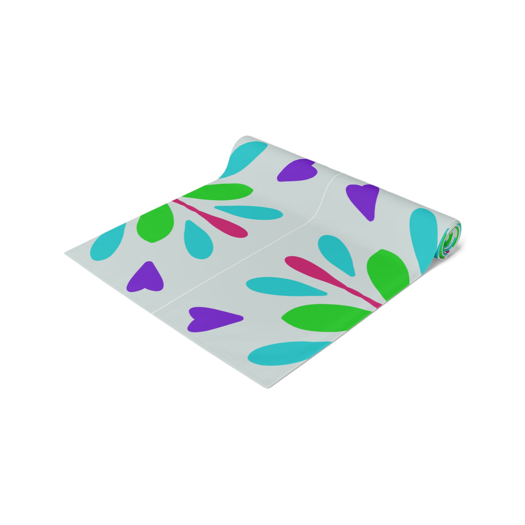 Floral Geometric Table Runner — Pastel Heart & Petal Pattern