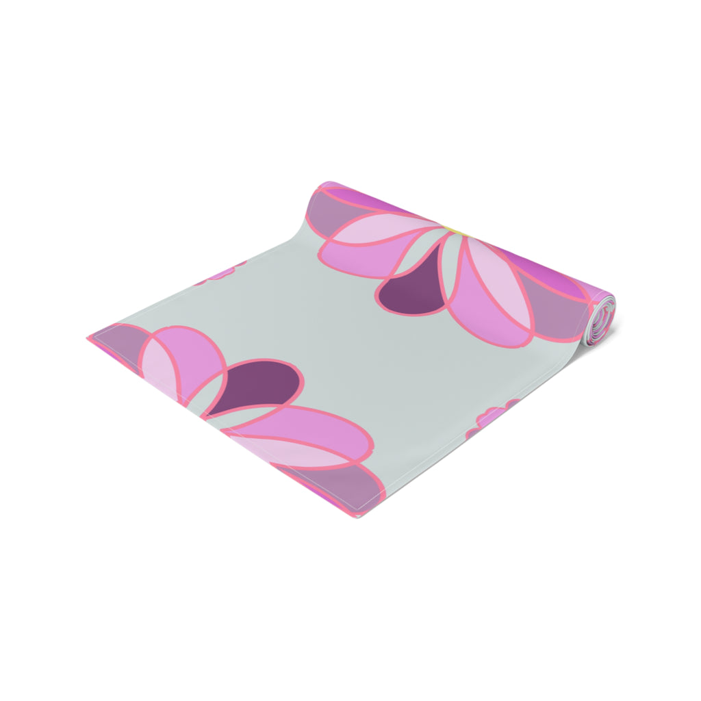 Pink Retro Floral Table Runner — Midcentury Flower Pattern Cotton-Poly Blend