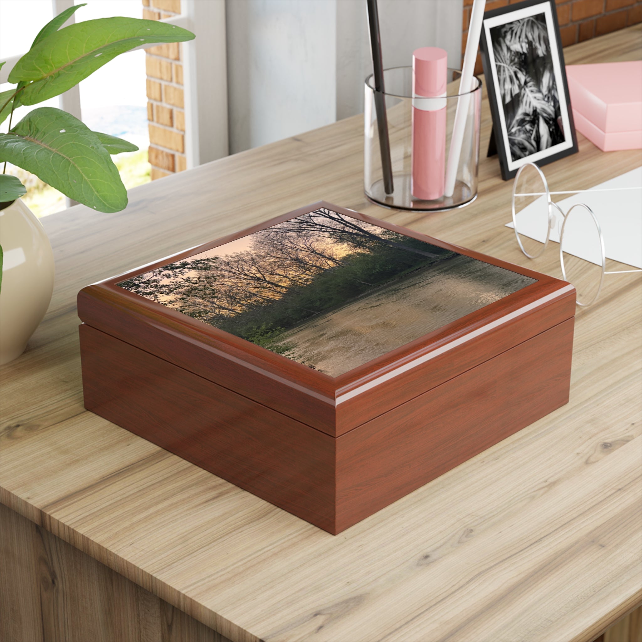 Scenic River Sunset Jewelry Box - Elegant Lacquer Keepsake