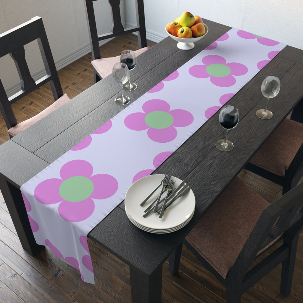Pastel Floral Table Runner — Pink & Green Daisy Pattern