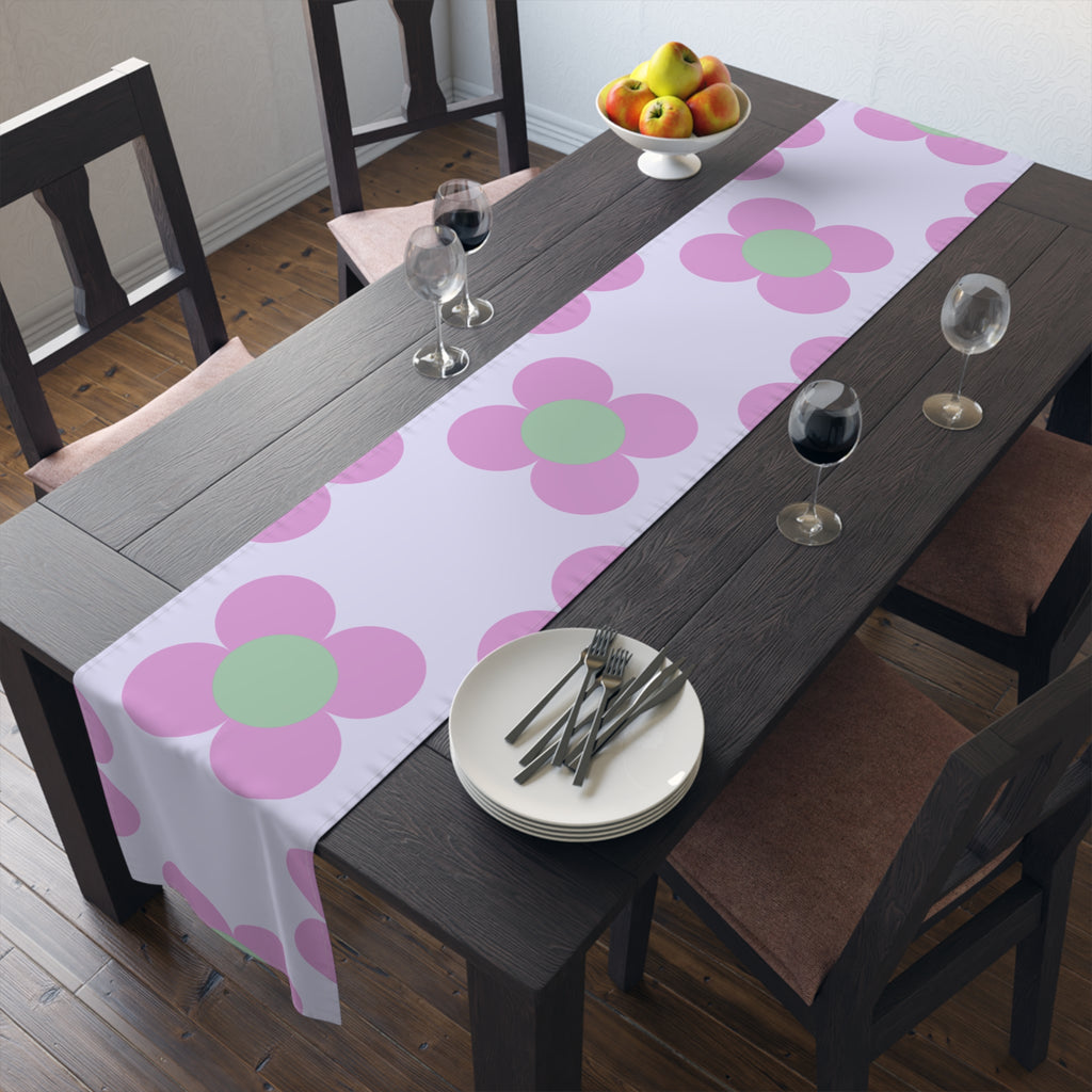 Pastel Floral Table Runner — Pink & Green Daisy Pattern