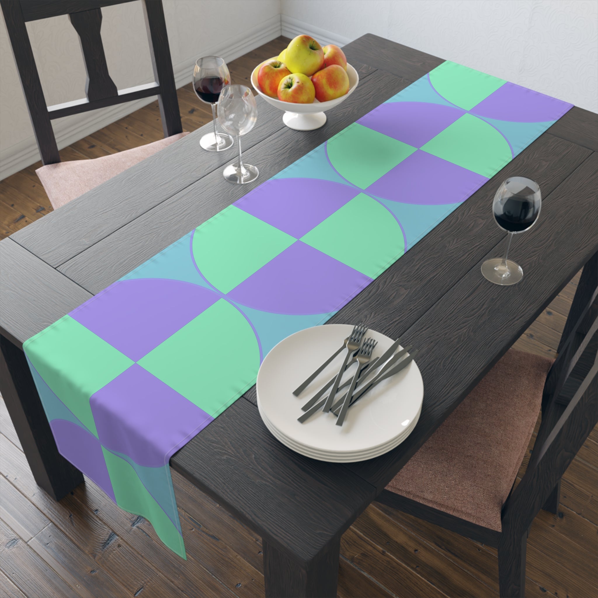 Geometric Pastel Table Runner — Mint & Lavender Circle Pattern