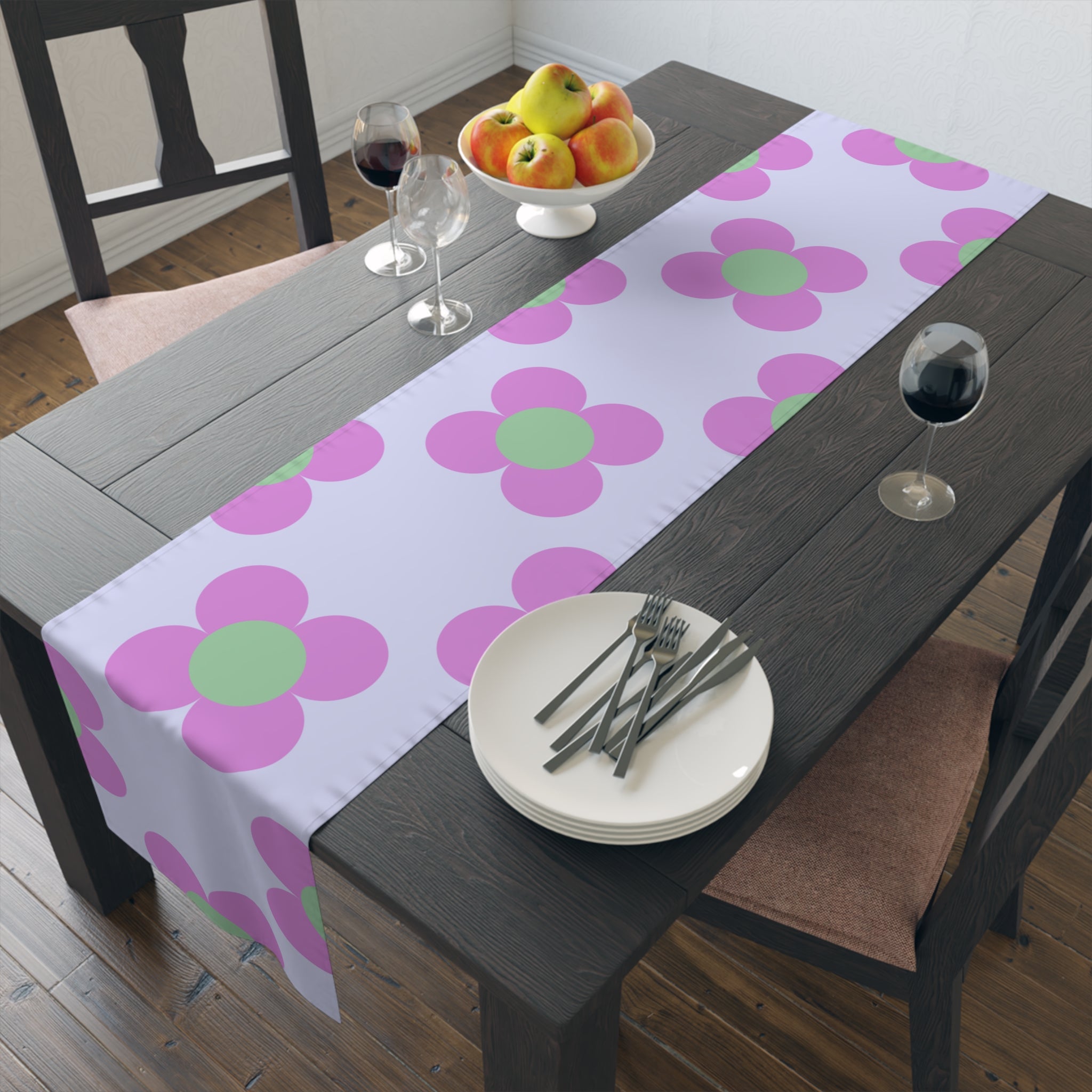 Pastel Floral Table Runner — Pink & Green Daisy Pattern