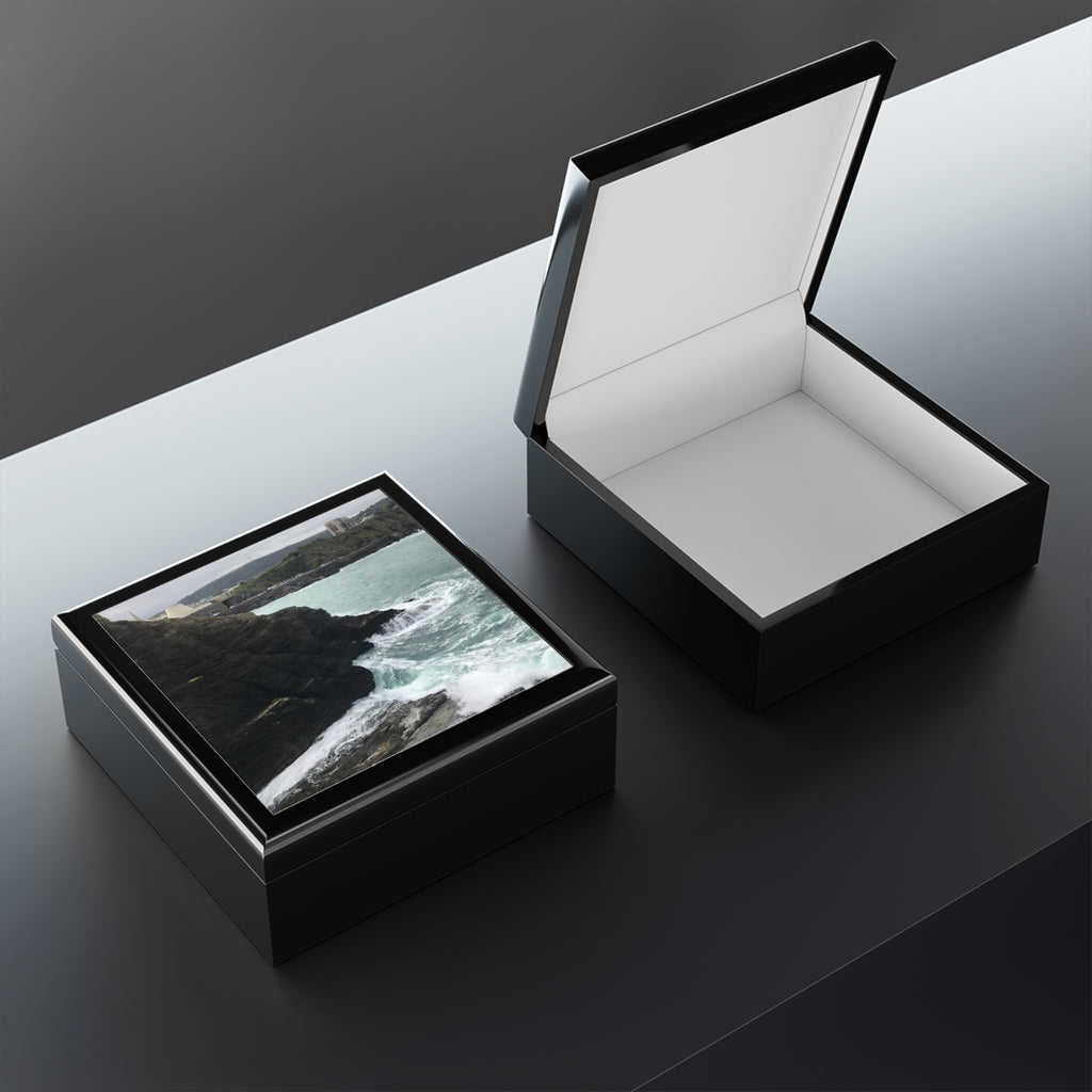 Coastal Cliffs in the UK Jewelry Box — Photo Keepsake Box with Ocean Wave Design